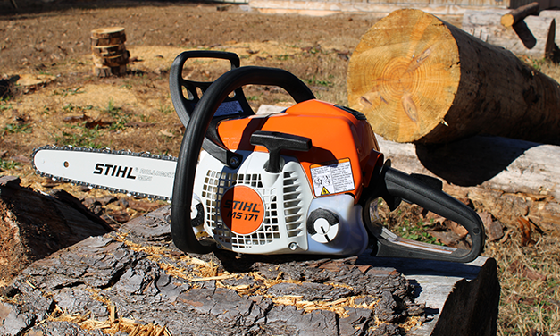 How to Stay Safe Around Chainsaws