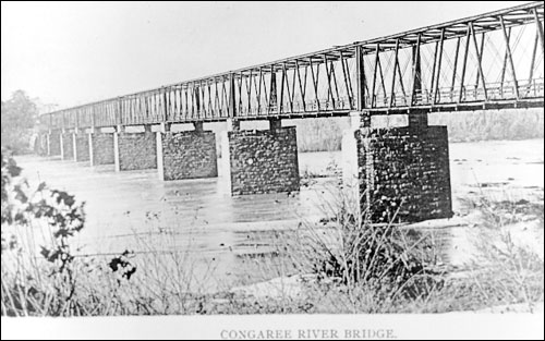 Flooding under the Congaree River Bridge during record flood of 1908.